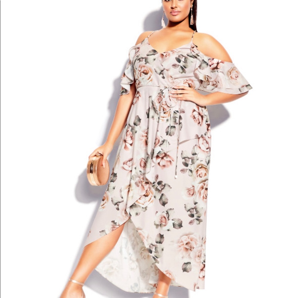City chic Champagne Rose Dress - blush